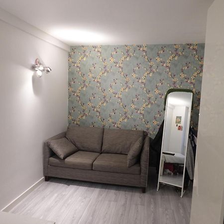 Apartamento Studio Versailles Notre Dame Exterior foto